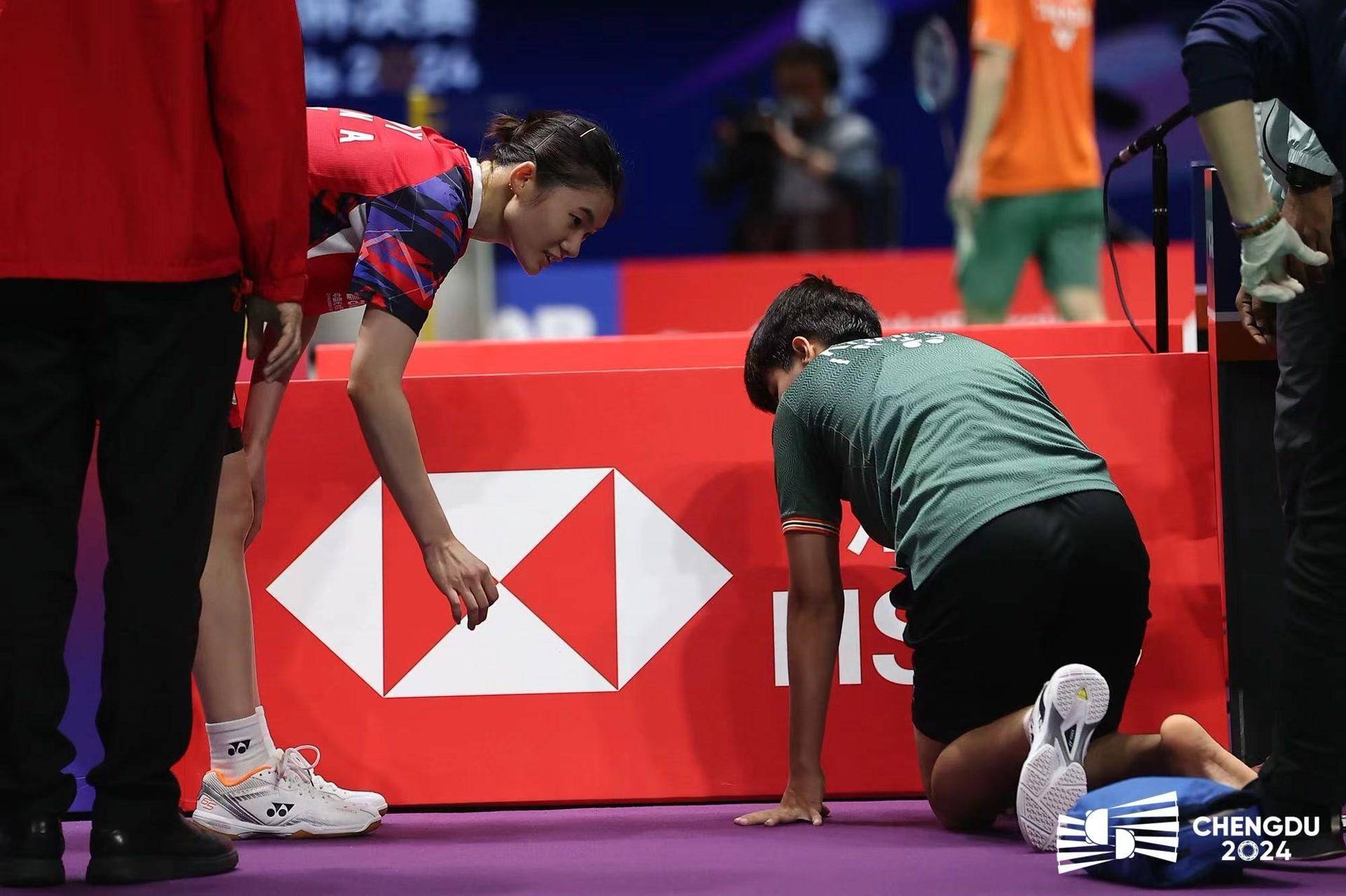 日本队险胜印度队，陈雨菲点燃赛场